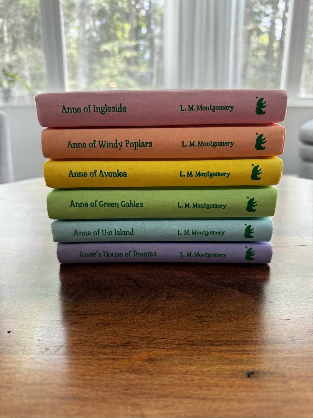 L. M. Montgomery Anne of Green Gables Series 6-Book Hardcover Set, Fiction